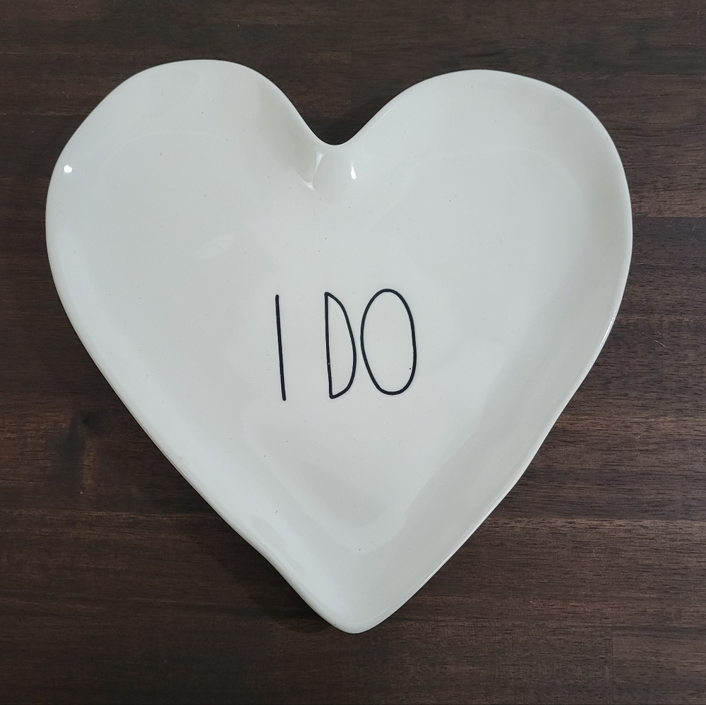 Rae Dunn Heart-Shaped I Do Plate
